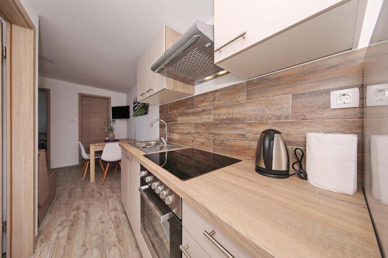 Mobile Home Plumeria 1 Biograd Na Moru Exterior foto