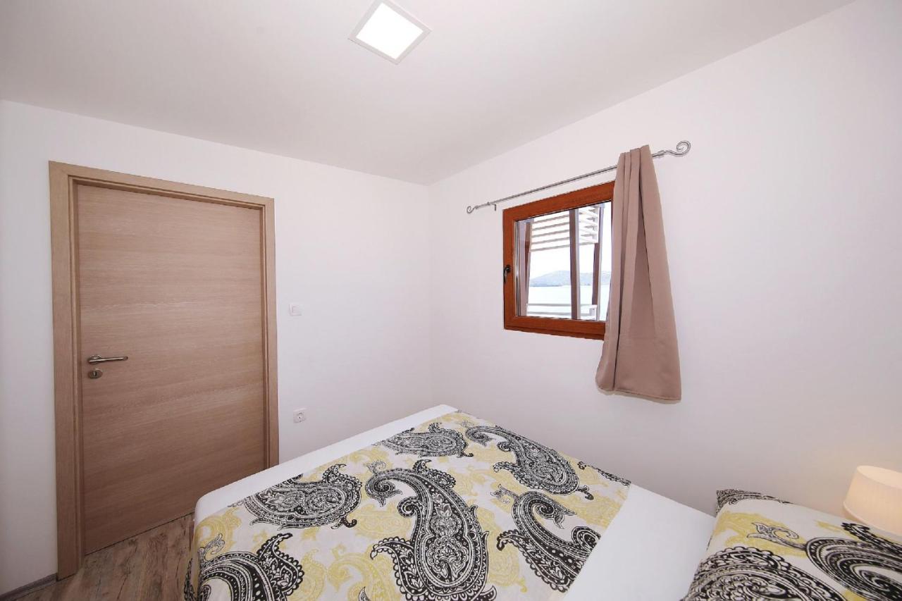 Mobile Home Plumeria 1 Biograd Na Moru Exterior foto